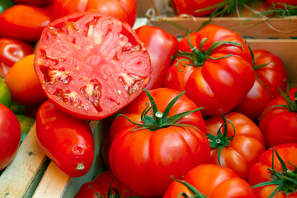 Beefsteak Tomato Seeds - 50 Heirloom Non-GMO Slicing Seeds, Large Juicy Fruit for Full Sun, Solanum lycopersicum, Zones 3-11