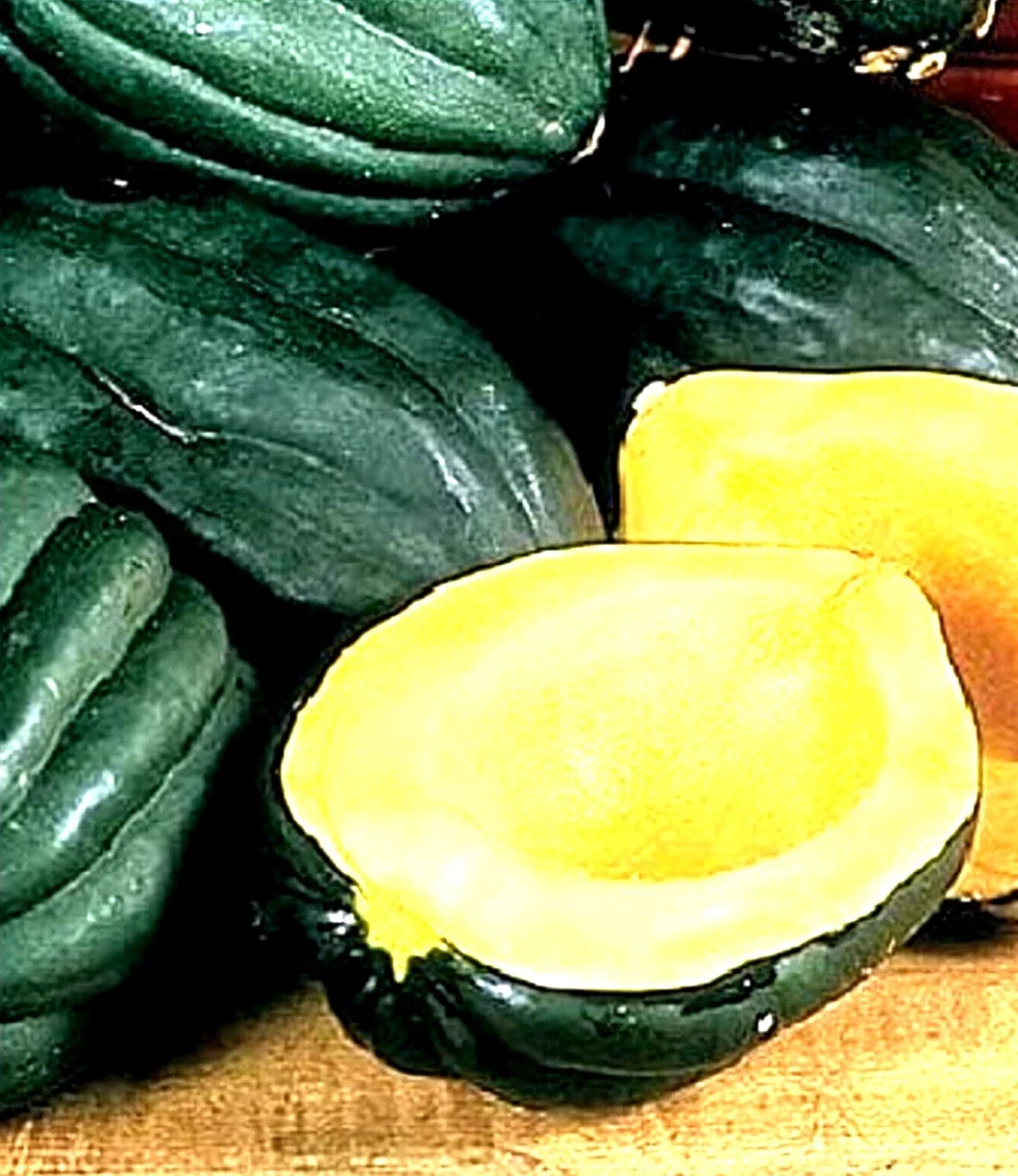 Table Queen Acorn Squash Seeds - Non-GMO Cucurbita pepo Heirloom Vegetable Seeds for Home Gardening